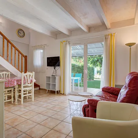 Pminervois O N03 3p6 Villa Homps (Aude)